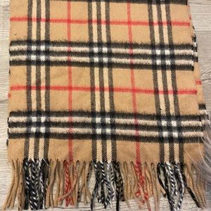 AUTHENTIC classic Burberry cashmere scarf